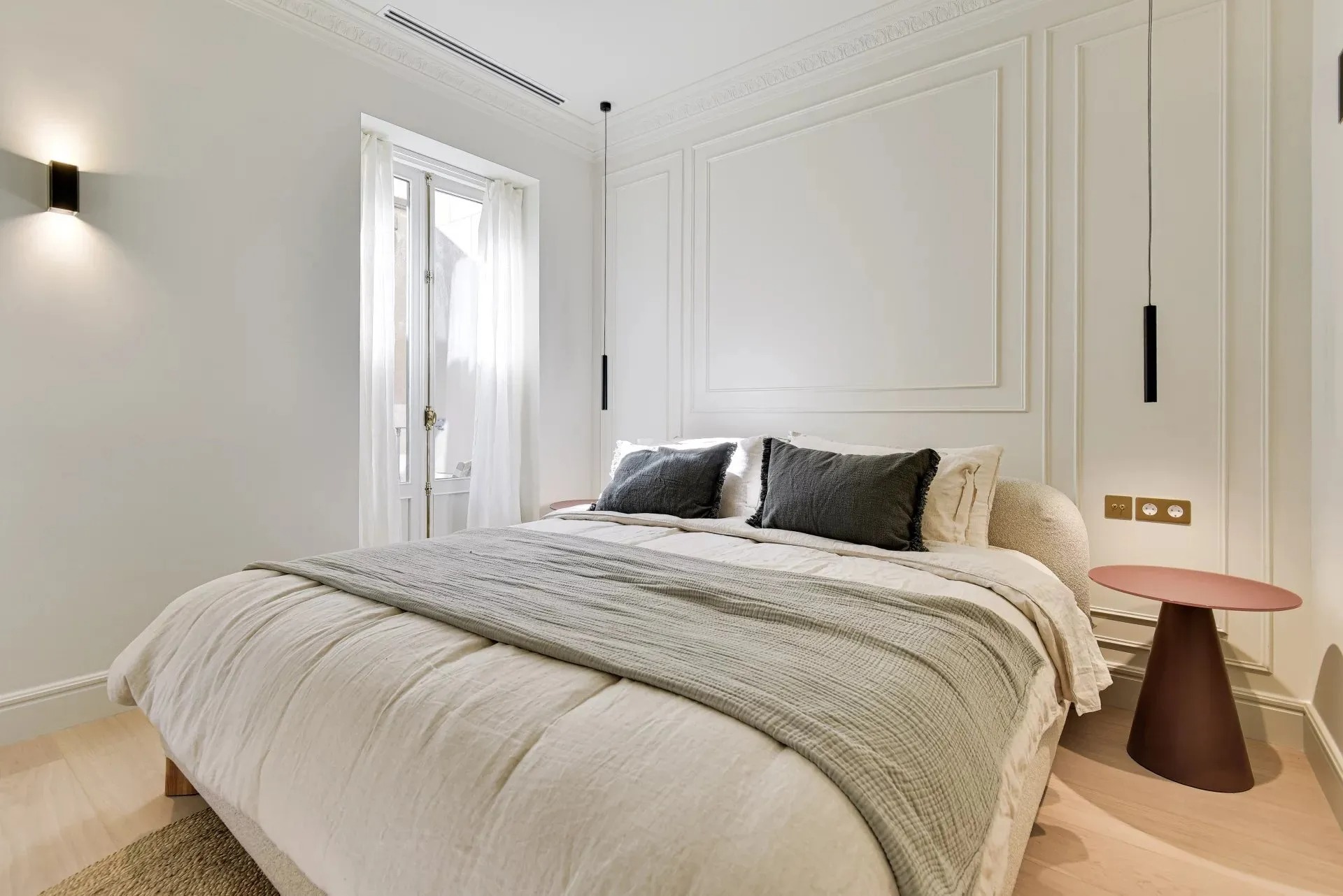 The apartment is fully furnished and offers everything you need for a comfortable stay.