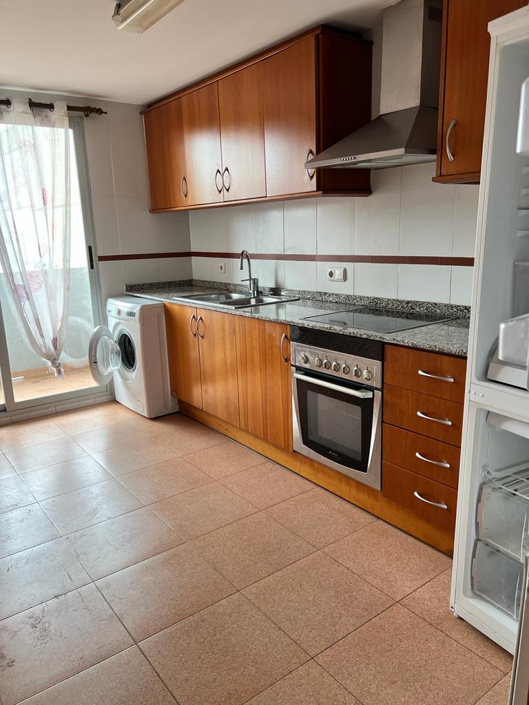 Piso en calle alfaro 1 piso en venta con garaje y trastero - gandía en Gandia