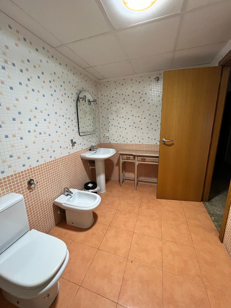 Piso en calle alfaro 1 piso en venta con garaje y trastero - gandía en Gandia