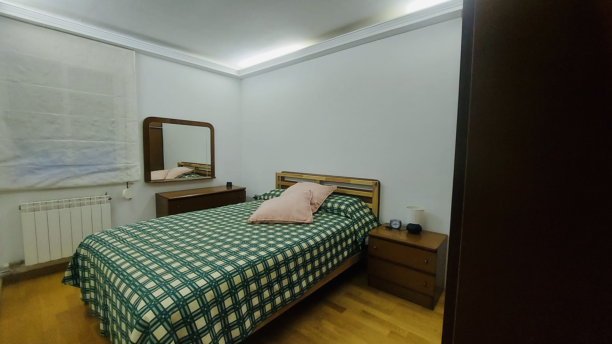 EXCELENTE VIVIENDA EN CORNELLÁ CON REFORMA DE LA FINCA CON NUEVA TERRAZA APORTANDO MODERNIDAD, AISLAMIENTO DE FACHADA Y AHORRO GARANTIZADO